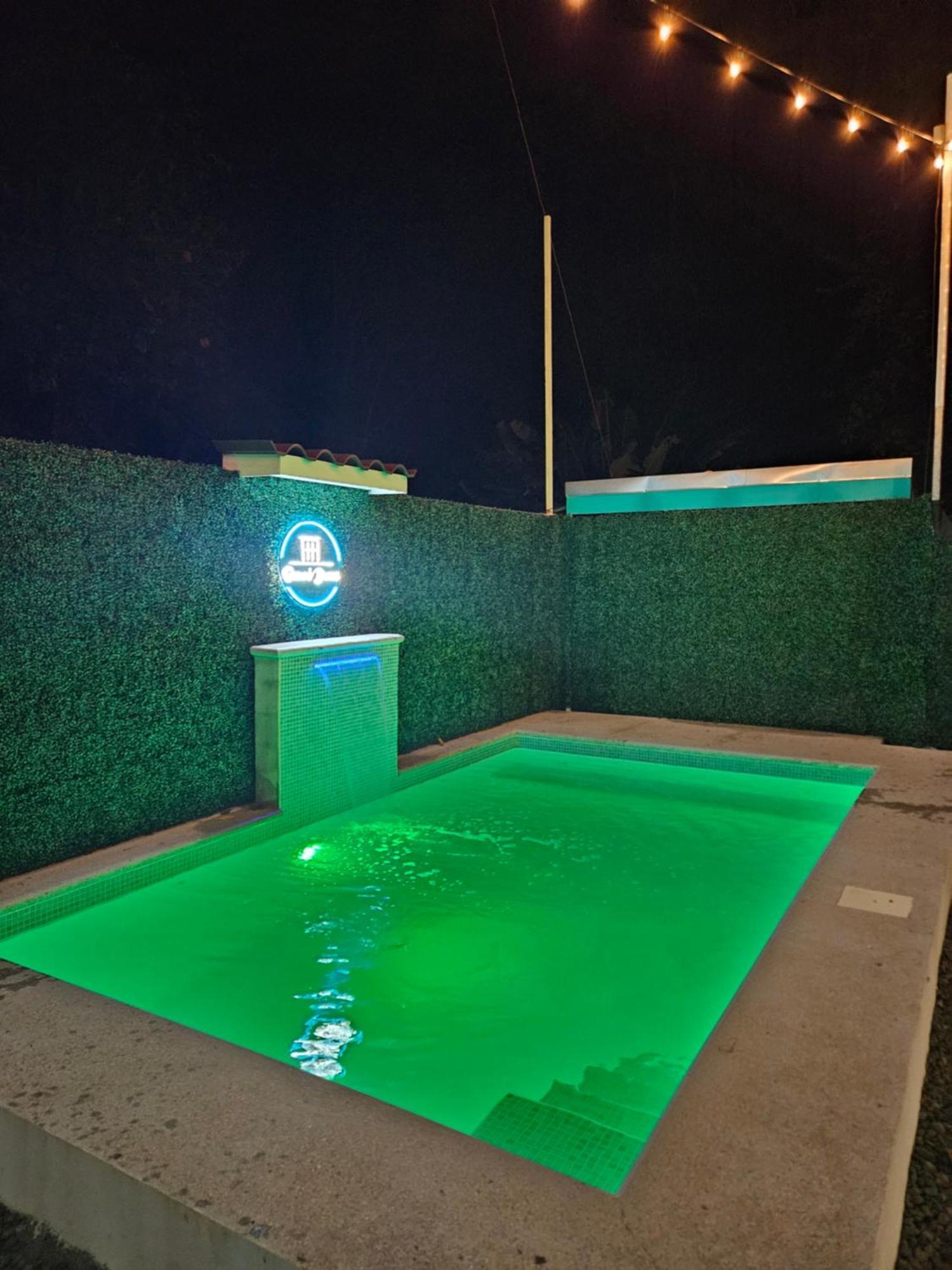 Ocean'S Breeze Apartment And Rooms Puerto Viejo de Talamanca Εξωτερικό φωτογραφία