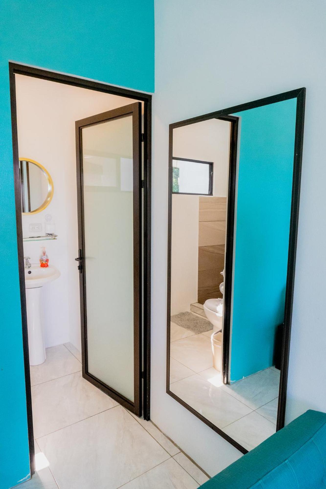 Ocean'S Breeze Apartment And Rooms Puerto Viejo de Talamanca Εξωτερικό φωτογραφία