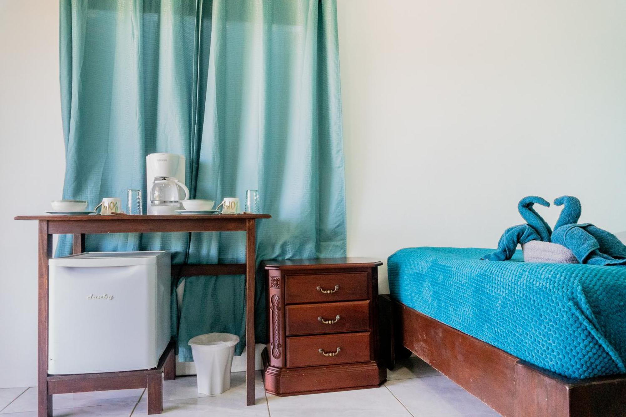 Ocean'S Breeze Apartment And Rooms Puerto Viejo de Talamanca Εξωτερικό φωτογραφία