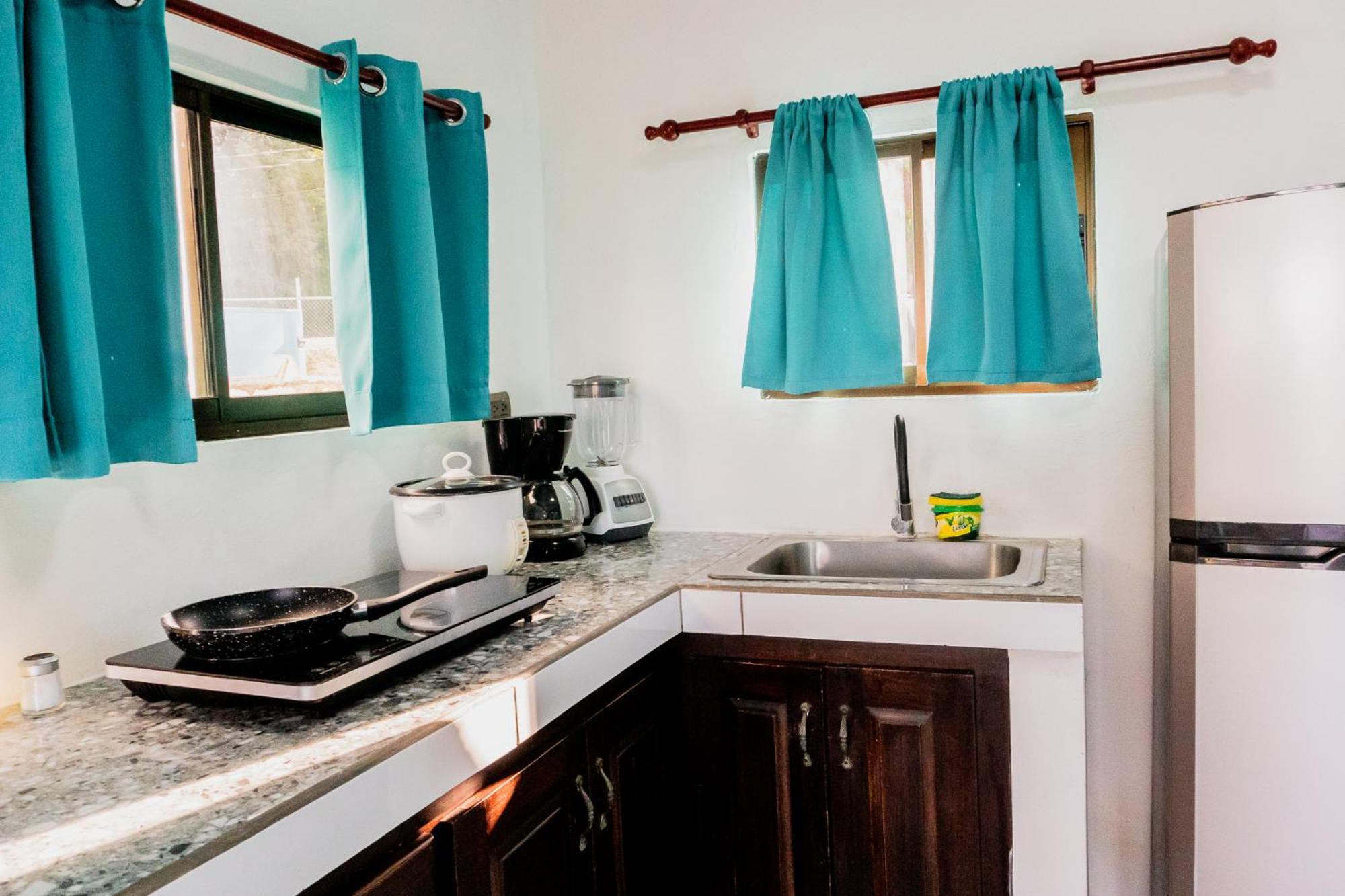 Ocean'S Breeze Apartment And Rooms Puerto Viejo de Talamanca Εξωτερικό φωτογραφία
