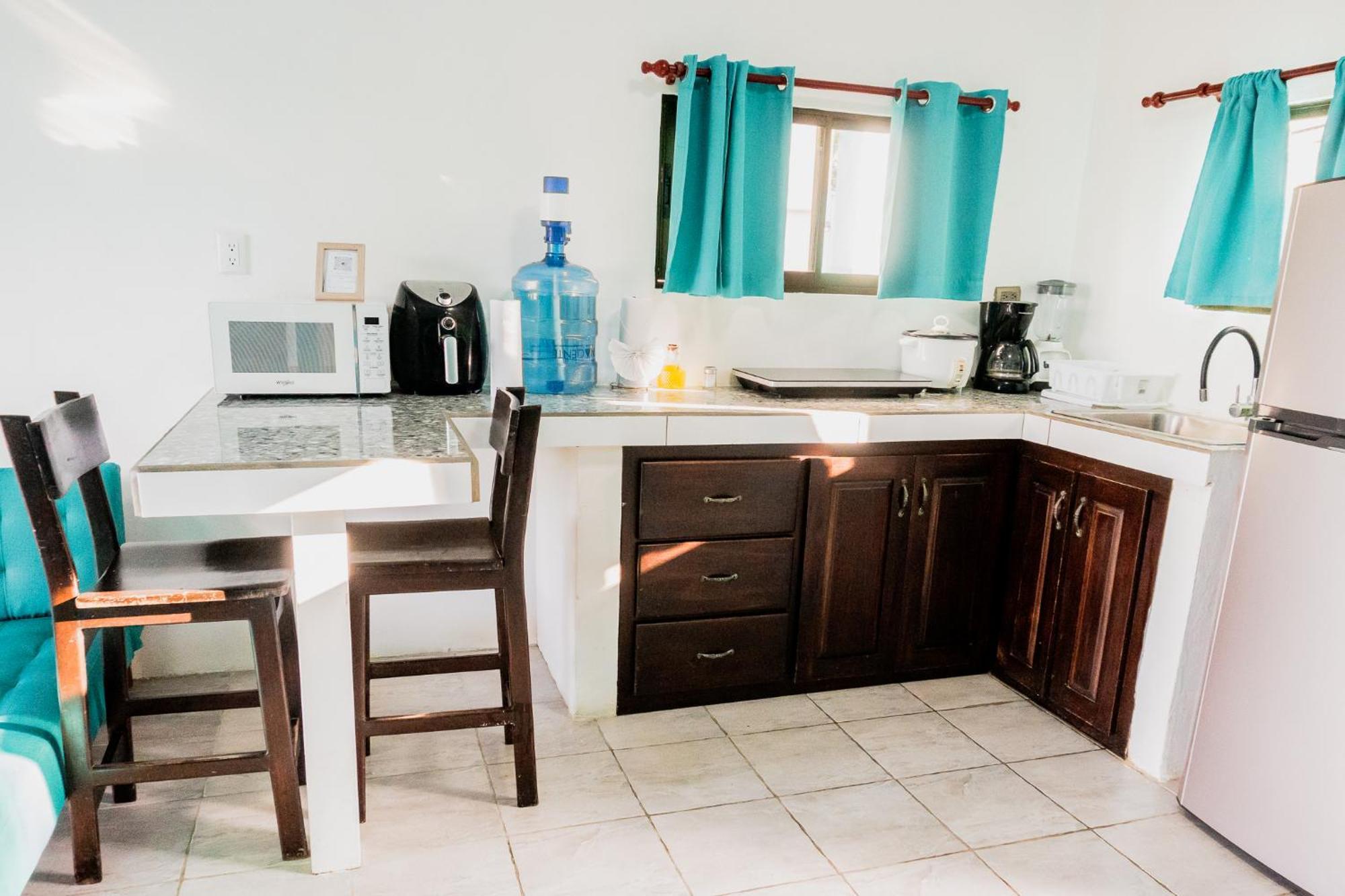 Ocean'S Breeze Apartment And Rooms Puerto Viejo de Talamanca Εξωτερικό φωτογραφία